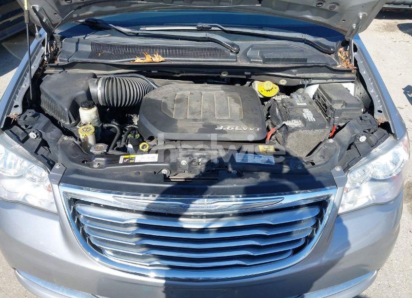 Photo 10 of 2016 Chrysler Town & COUNTRY TOURING (VIN 2C4RC1BG1GR286486)