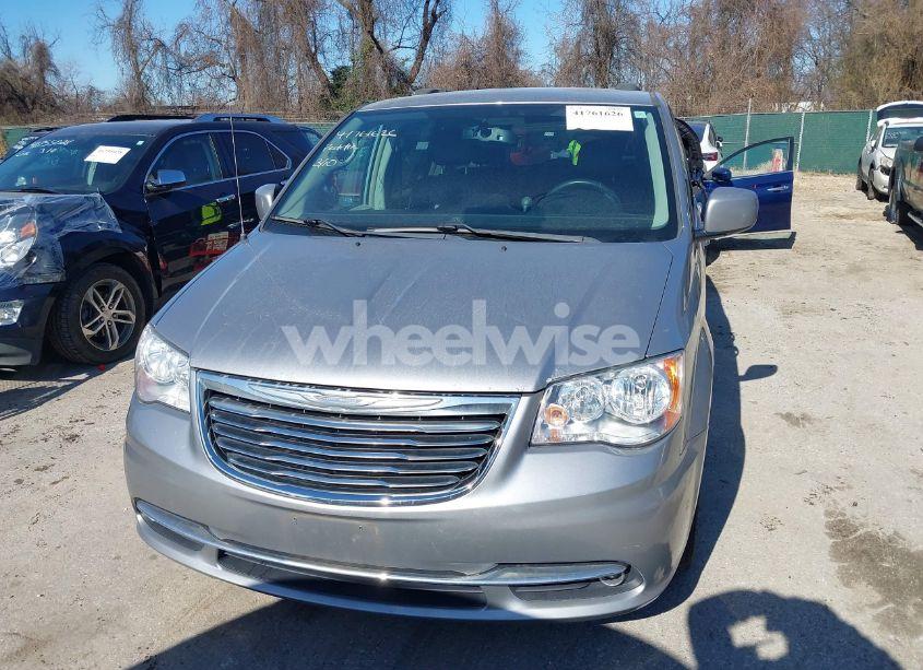 Photo 12 of 2016 Chrysler Town & COUNTRY TOURING (VIN 2C4RC1BG1GR286486)