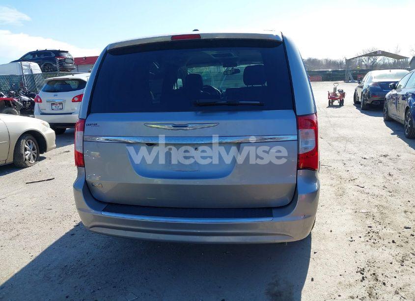 Photo 16 of 2016 Chrysler Town & COUNTRY TOURING (VIN 2C4RC1BG1GR286486)