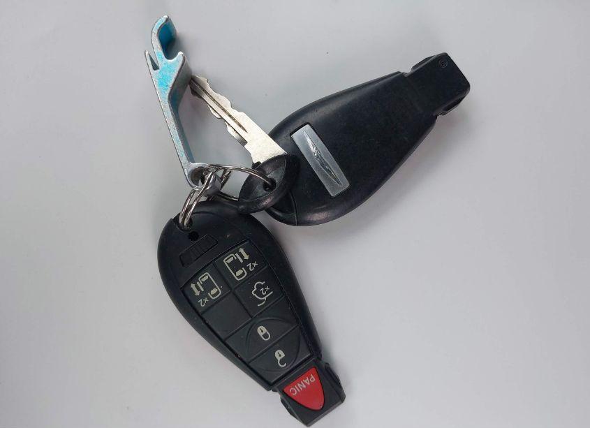 Photo 11 of 2016 Chrysler Town & COUNTRY TOURING (VIN 2C4RC1BG1GR291560)