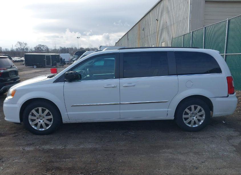 Photo 14 of 2016 Chrysler Town & COUNTRY TOURING (VIN 2C4RC1BG1GR294782)