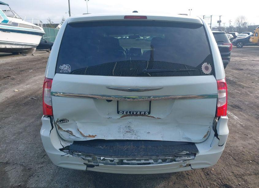 Photo 16 of 2016 Chrysler Town & COUNTRY TOURING (VIN 2C4RC1BG1GR294782)