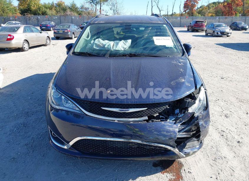Photo 12 of 2017 Chrysler Pacifica TOURING-L (VIN 2C4RC1BG1HR516254)