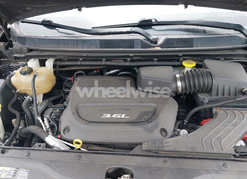 Photo 10 of 2017 Chrysler Pacifica TOURING-L (VIN 2C4RC1BG1HR593240)