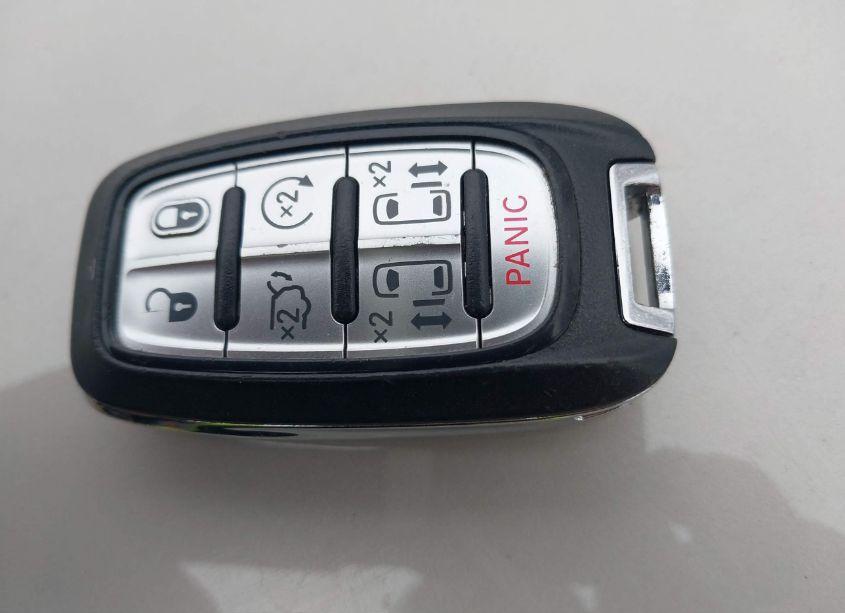 Photo 11 of 2017 Chrysler Pacifica TOURING-L (VIN 2C4RC1BG1HR744884)