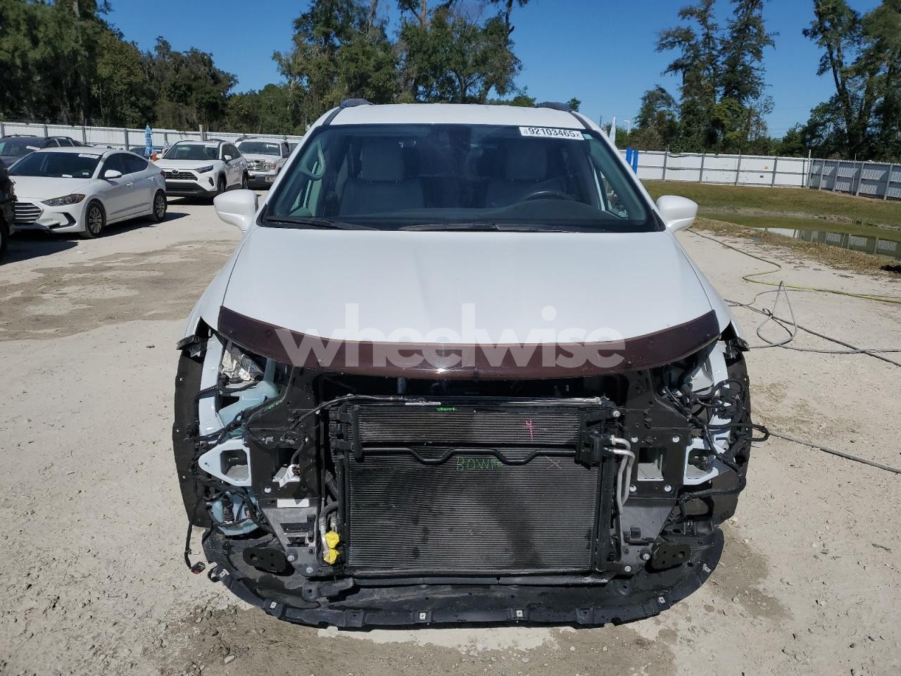 Photo 5 of 2018 CHRYSLER PACIFICA TOURING L (VIN 2C4RC1BG1JR174942)