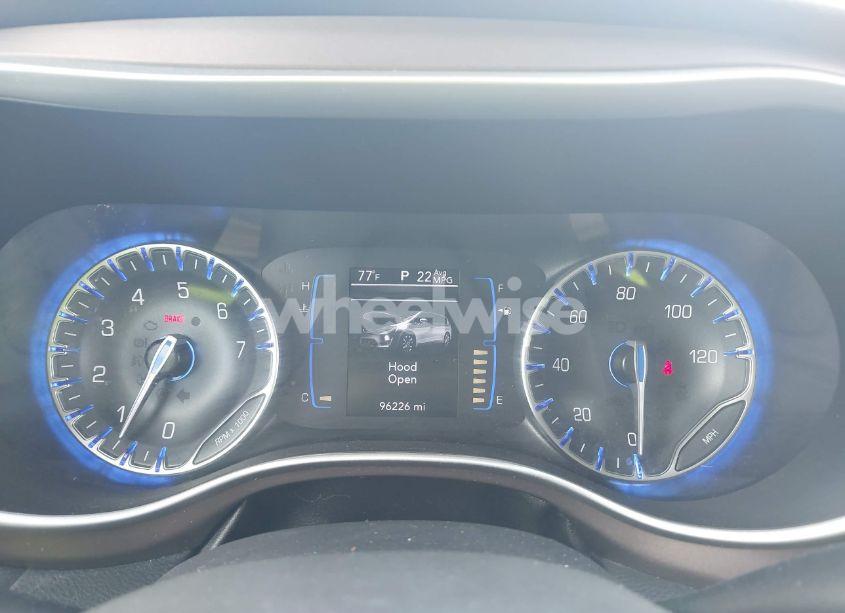 Photo 7 of 2018 Chrysler Pacifica TOURING L (VIN 2C4RC1BG1JR263569)