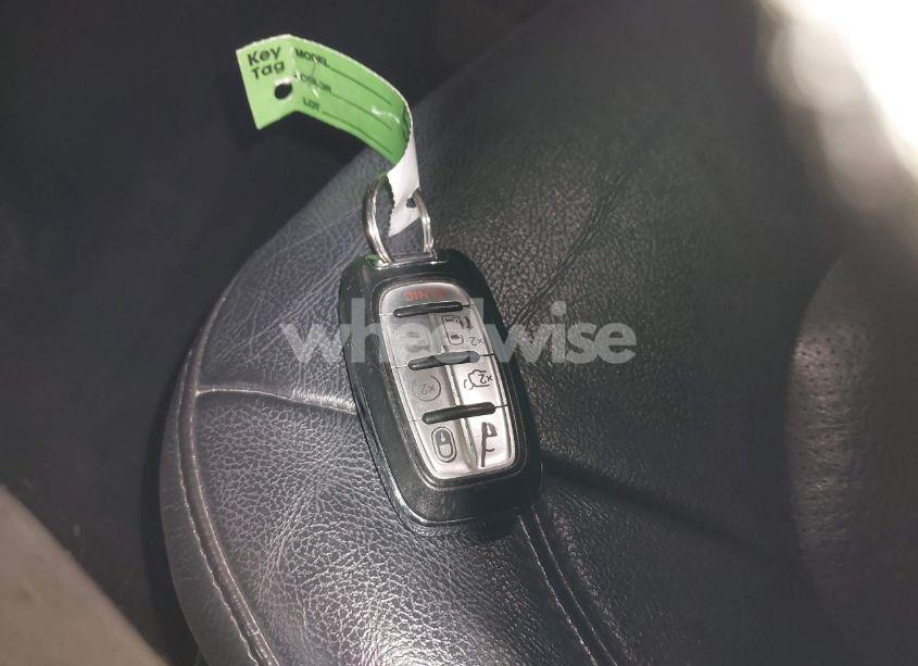 Photo 11 of 2018 Chrysler Pacifica TOURING L (VIN 2C4RC1BG1JR322717)