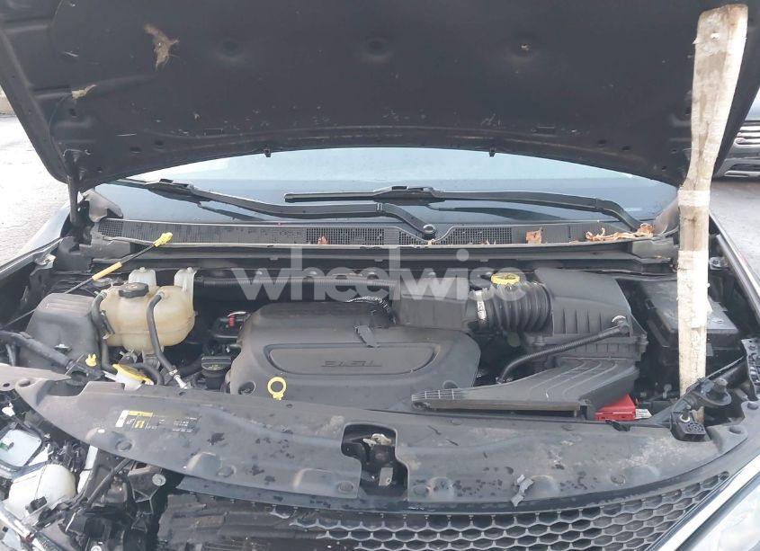 Photo 10 of 2019 Chrysler Pacifica TOURING L (VIN 2C4RC1BG1KR548189)