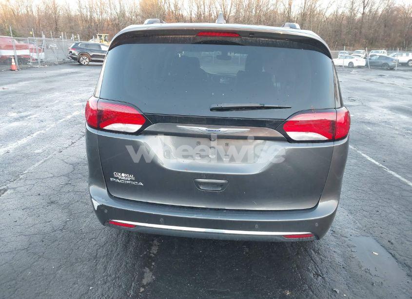 Photo 16 of 2019 Chrysler Pacifica TOURING L (VIN 2C4RC1BG1KR548189)