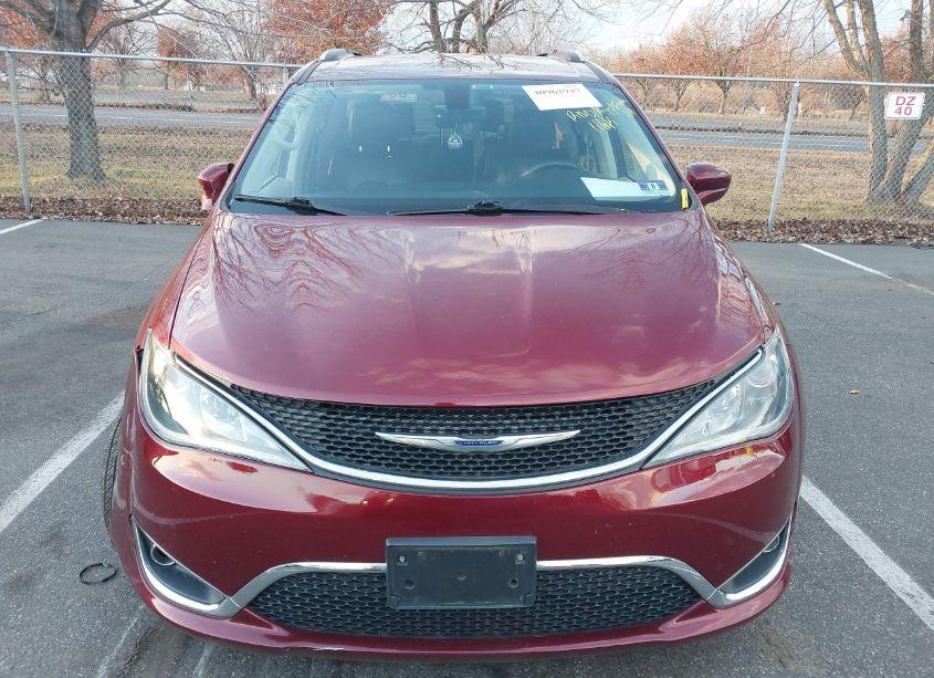 Photo 12 of 2019 Chrysler Pacifica TOURING L (VIN 2C4RC1BG1KR561184)