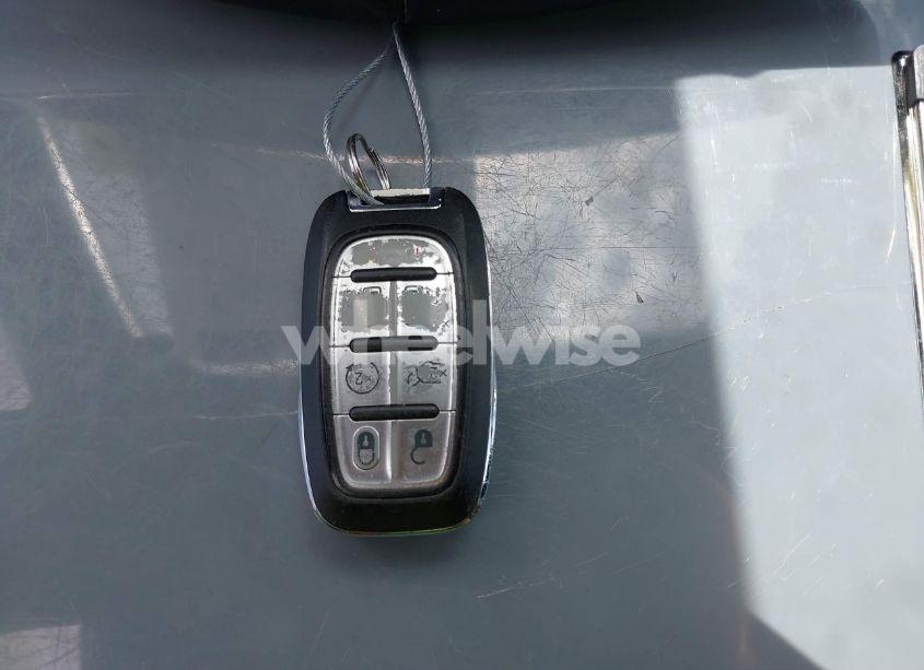 Photo 11 of 2019 Chrysler Pacifica TOURING L (VIN 2C4RC1BG1KR710726)