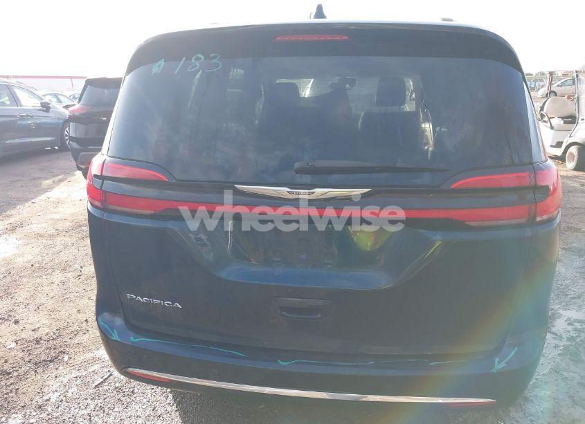 Photo 16 of 2021 Chrysler Pacifica TOURING L (VIN 2C4RC1BG1MR598206)