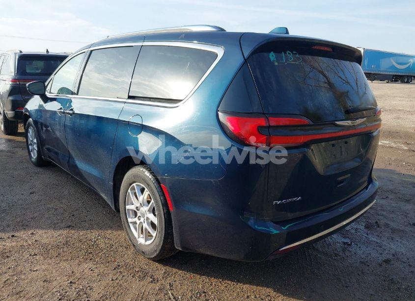 Photo 3 of 2021 Chrysler Pacifica TOURING L (VIN 2C4RC1BG1MR598206)