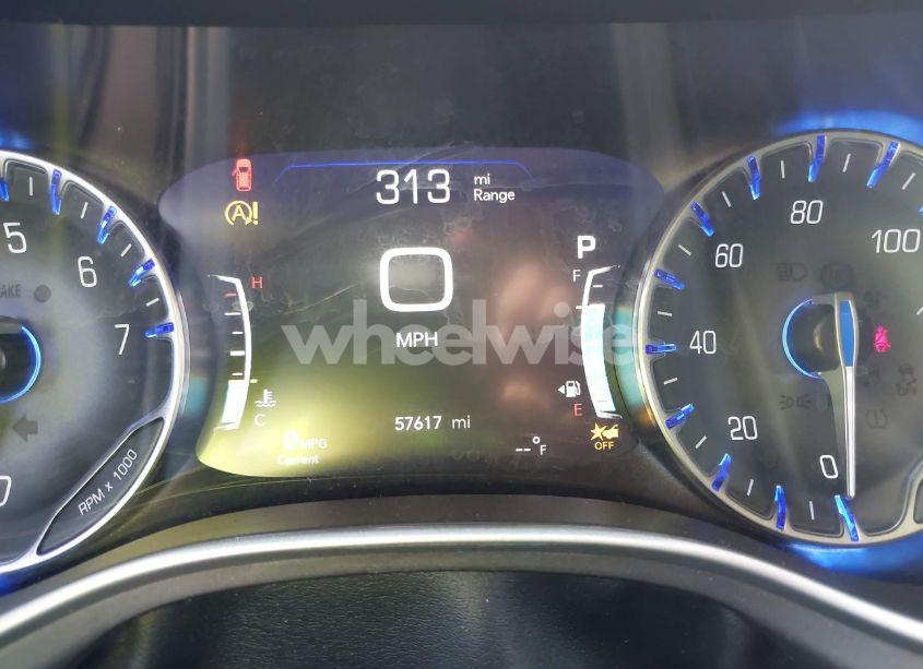 Photo 7 of 2021 Chrysler Pacifica TOURING L (VIN 2C4RC1BG1MR598206)