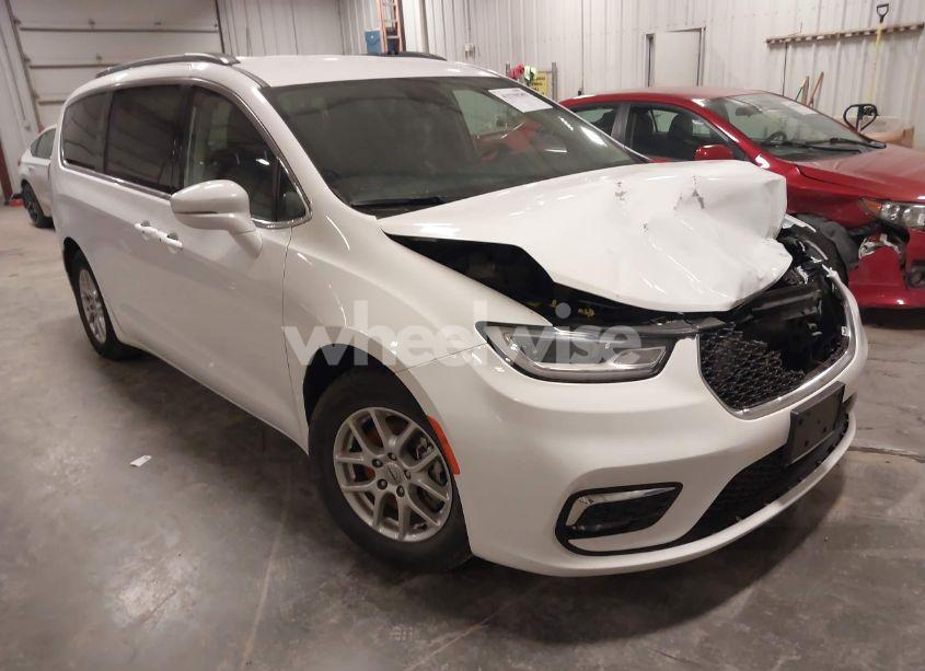 2022 Chrysler Pacifica TOURING L (VIN 2C4RC1BG1NR176776) main photo