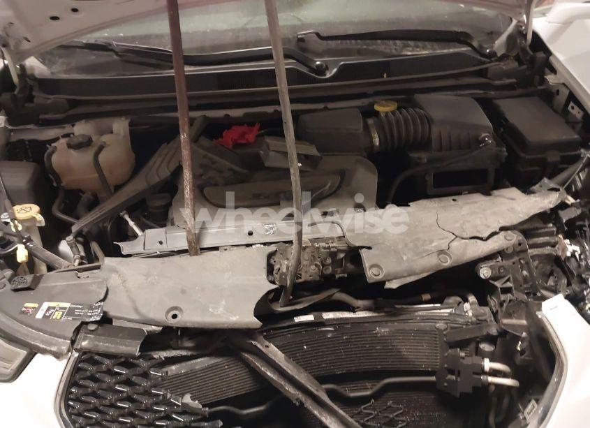 Photo 10 of 2022 Chrysler Pacifica TOURING L (VIN 2C4RC1BG1NR176776)