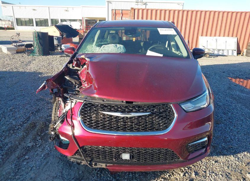 Photo 12 of 2023 Chrysler Pacifica TOURING L (VIN 2C4RC1BG1PR536339)