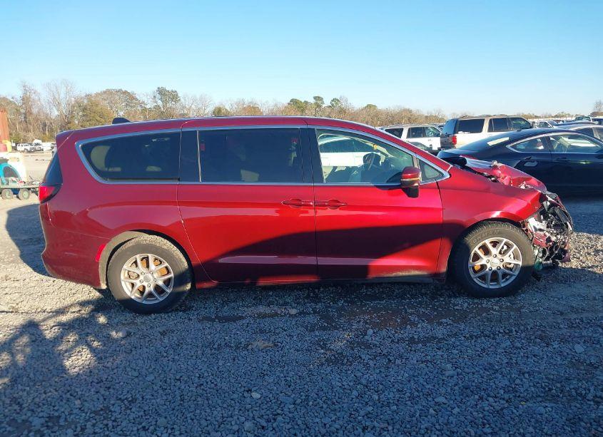 Photo 13 of 2023 Chrysler Pacifica TOURING L (VIN 2C4RC1BG1PR536339)