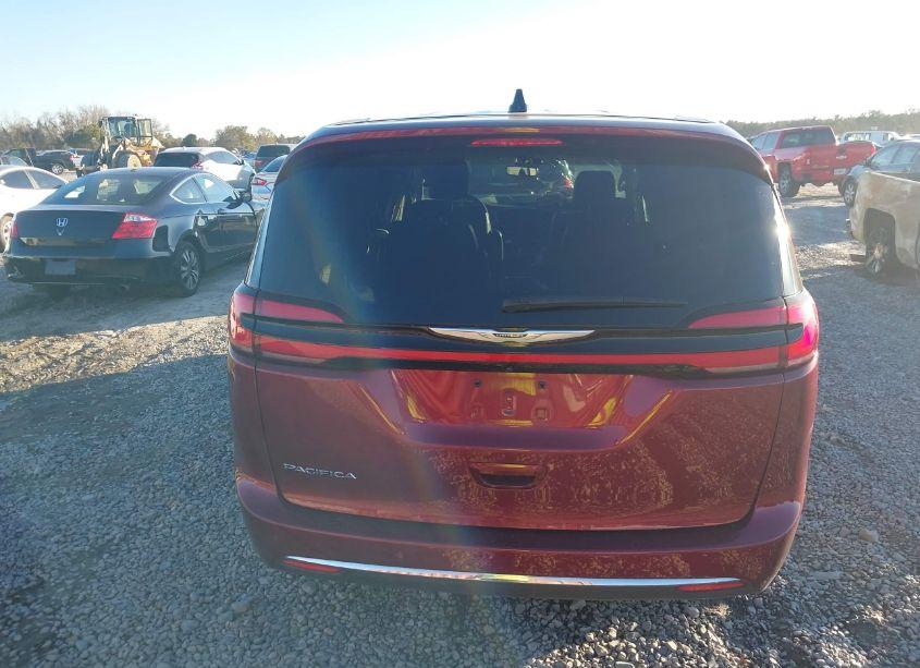 Photo 16 of 2023 Chrysler Pacifica TOURING L (VIN 2C4RC1BG1PR536339)