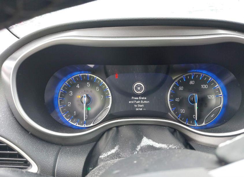 Photo 7 of 2023 Chrysler Pacifica TOURING L (VIN 2C4RC1BG1PR580891)