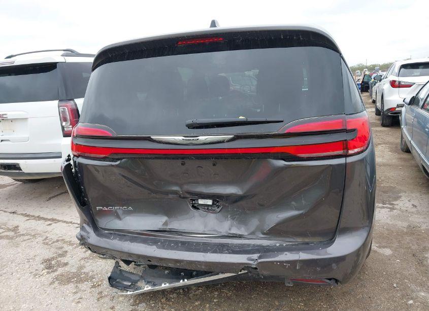 Photo 16 of 2023 Chrysler Pacifica TOURING L (VIN 2C4RC1BG1PR601058)