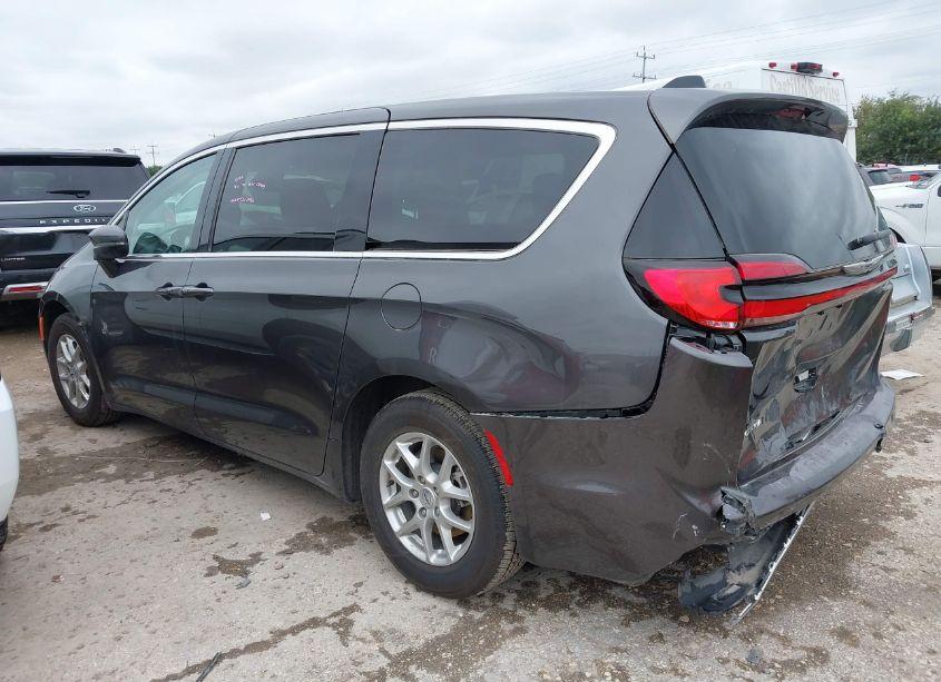 Photo 3 of 2023 Chrysler Pacifica TOURING L (VIN 2C4RC1BG1PR601058)