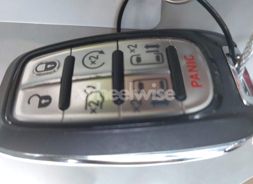 Photo 11 of 2024 Chrysler Pacifica TOURING L (VIN 2C4RC1BG1RR125557)