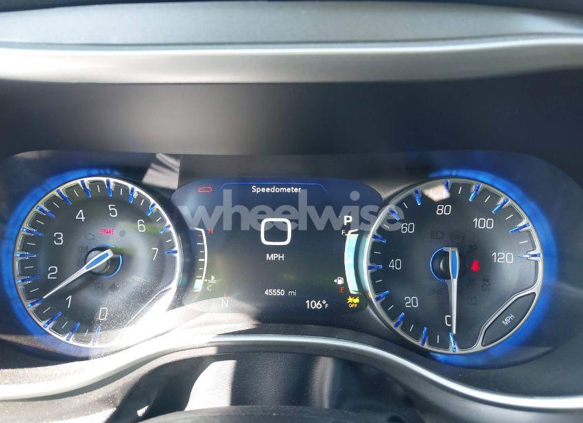 Photo 7 of 2024 Chrysler Pacifica TOURING L (VIN 2C4RC1BG1RR125557)