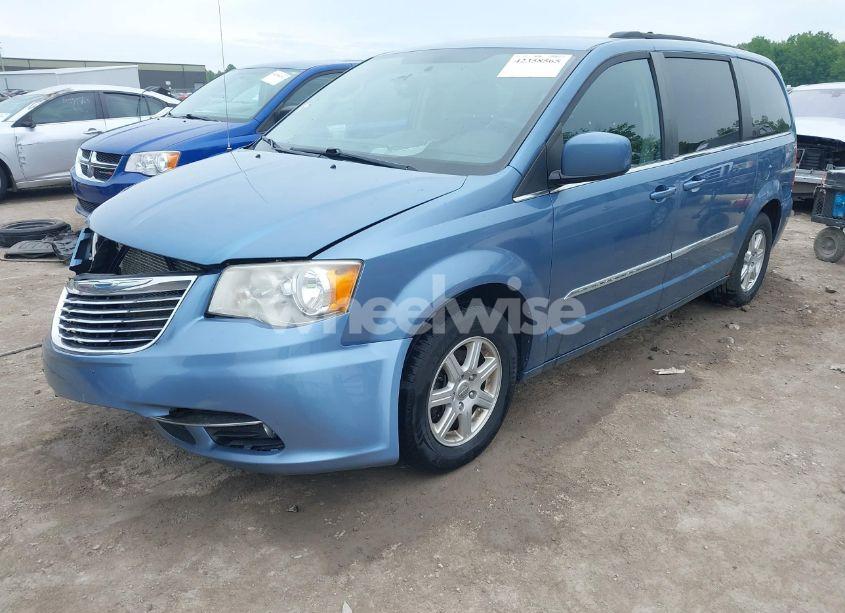 Photo 2 of 2012 Chrysler Town & COUNTRY TOURING (VIN 2C4RC1BG2CR117037)