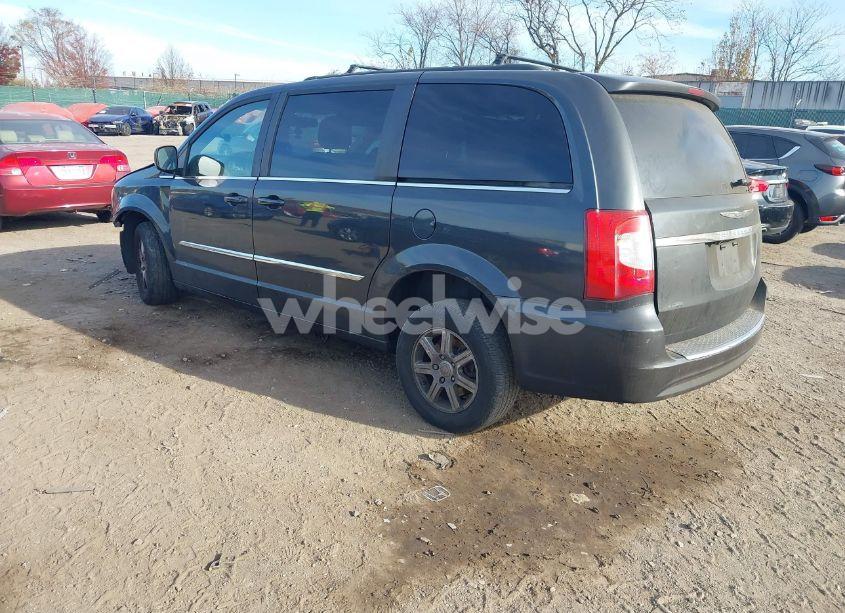 Photo 3 of 2012 Chrysler Town & COUNTRY TOURING (VIN 2C4RC1BG2CR135845)