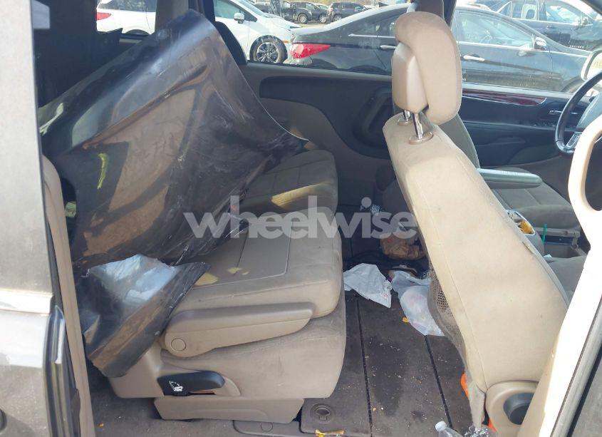 Photo 8 of 2012 Chrysler Town & COUNTRY TOURING (VIN 2C4RC1BG2CR135845)