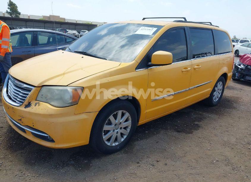 Photo 2 of 2012 Chrysler Town & COUNTRY TOURING (VIN 2C4RC1BG2CR175245)