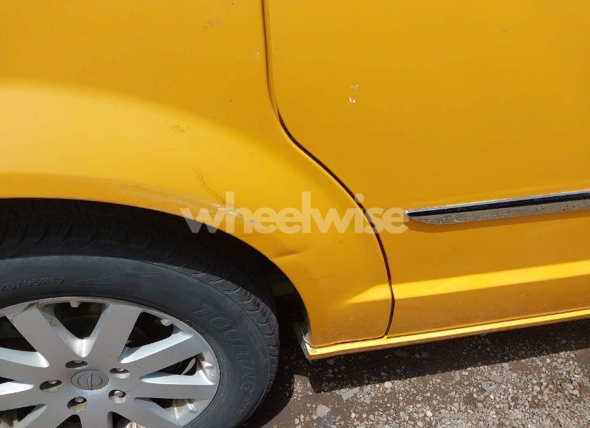 Photo 6 of 2012 Chrysler Town & COUNTRY TOURING (VIN 2C4RC1BG2CR175245)