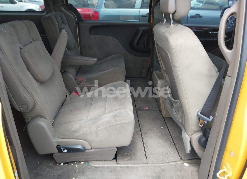 Photo 8 of 2012 Chrysler Town & COUNTRY TOURING (VIN 2C4RC1BG2CR175245)