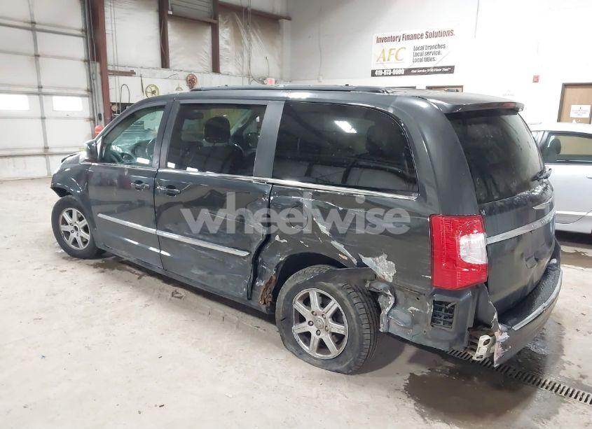 Photo 3 of 2012 Chrysler Town & COUNTRY TOURING (VIN 2C4RC1BG2CR187413)