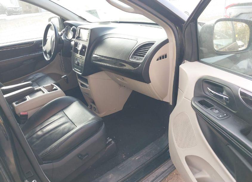 Photo 5 of 2012 Chrysler Town & COUNTRY TOURING (VIN 2C4RC1BG2CR207515)