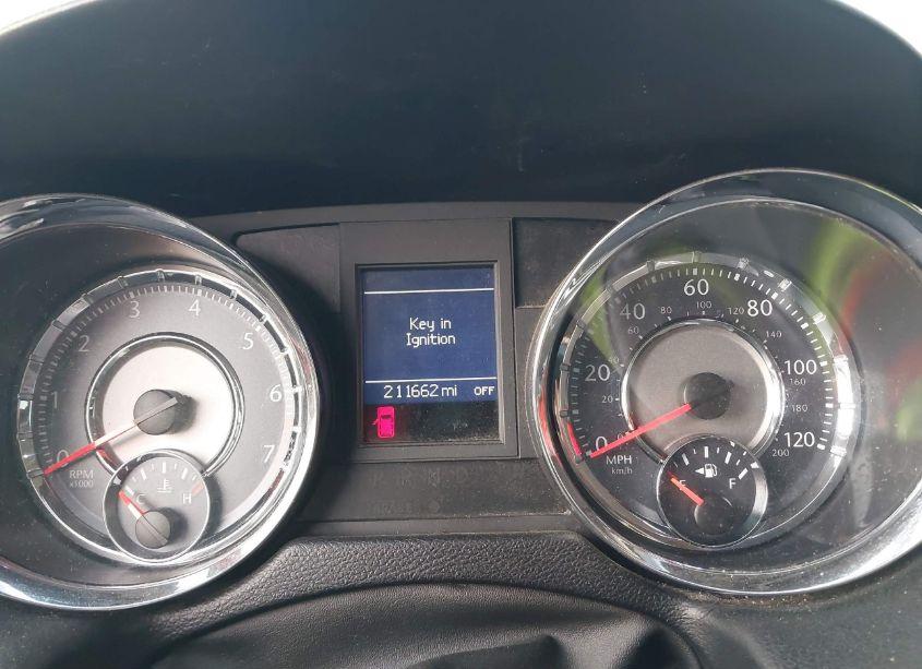 Photo 7 of 2012 Chrysler Town & COUNTRY TOURING (VIN 2C4RC1BG2CR207515)