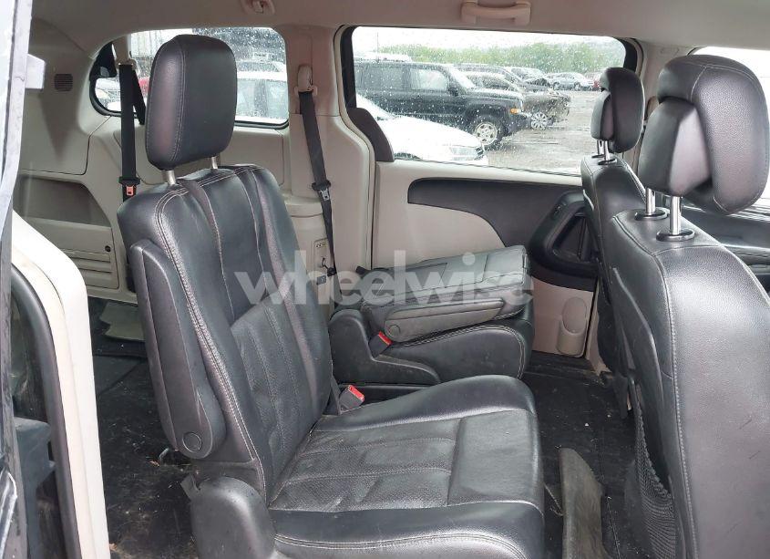 Photo 8 of 2012 Chrysler Town & COUNTRY TOURING (VIN 2C4RC1BG2CR326214)