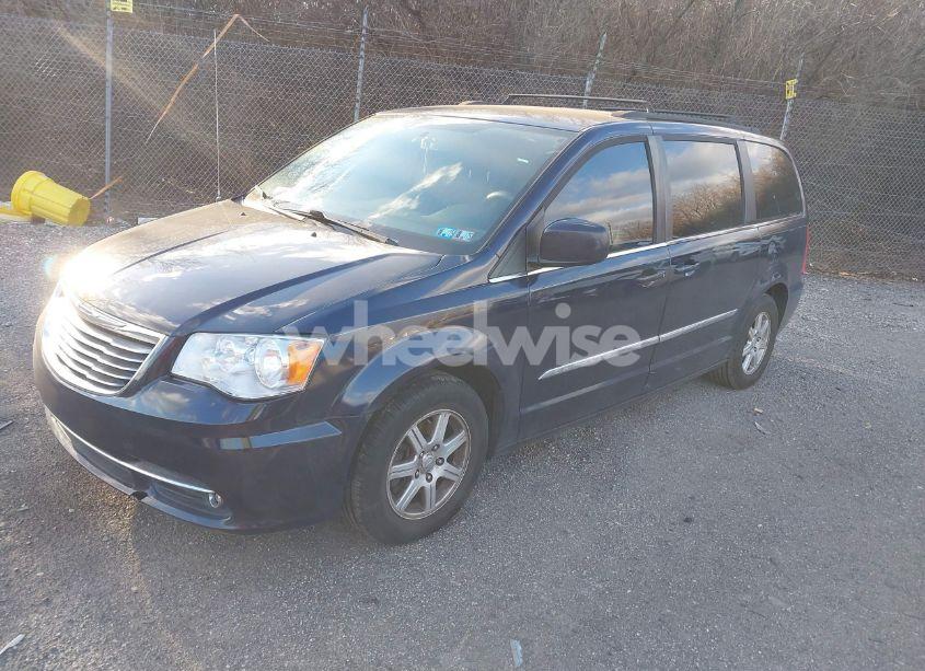 Photo 2 of 2012 Chrysler Town & COUNTRY TOURING (VIN 2C4RC1BG2CR331090)