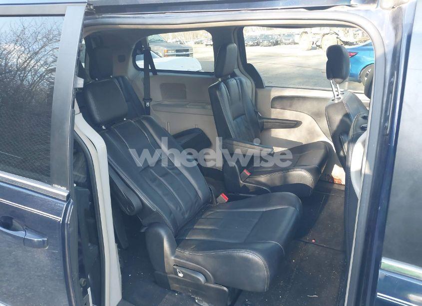 Photo 8 of 2012 Chrysler Town & COUNTRY TOURING (VIN 2C4RC1BG2CR331090)