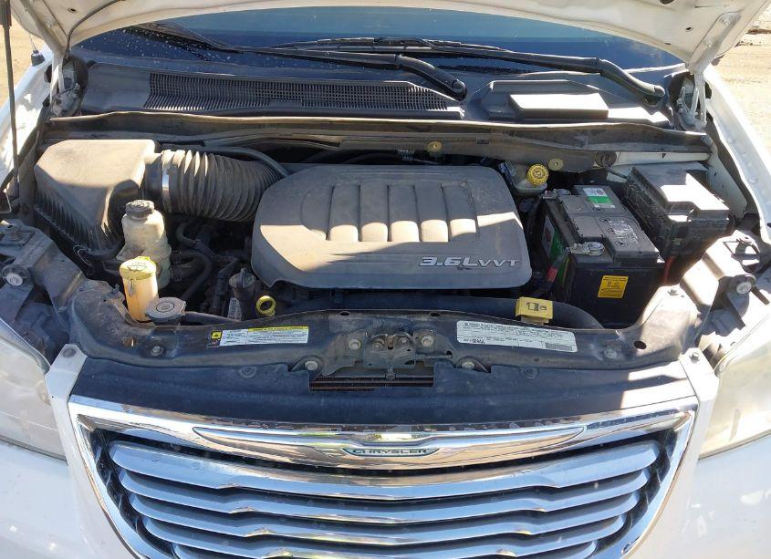 Photo 10 of 2012 Chrysler Town & COUNTRY TOURING (VIN 2C4RC1BG2CR423395)