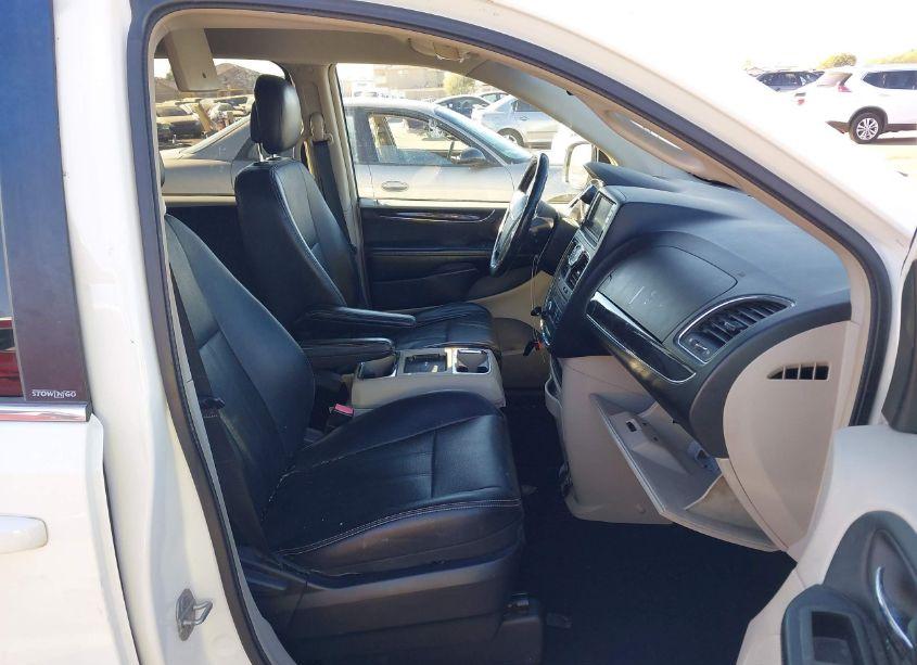 Photo 5 of 2012 Chrysler Town & COUNTRY TOURING (VIN 2C4RC1BG2CR423395)