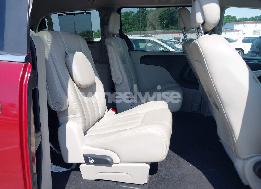 Photo 8 of 2013 Chrysler Town & COUNTRY TOURING (VIN 2C4RC1BG2DR559835)