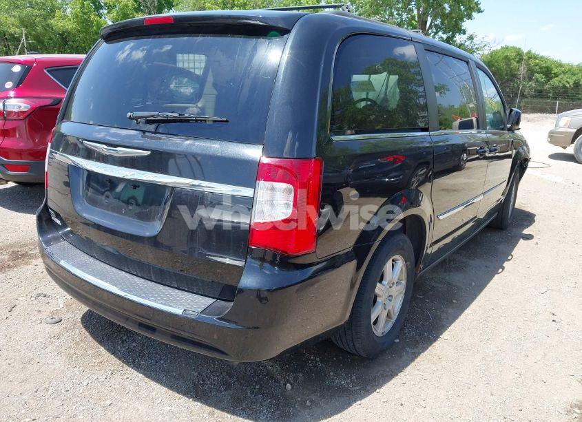 Photo 4 of 2013 Chrysler Town & COUNTRY TOURING (VIN 2C4RC1BG2DR584962)