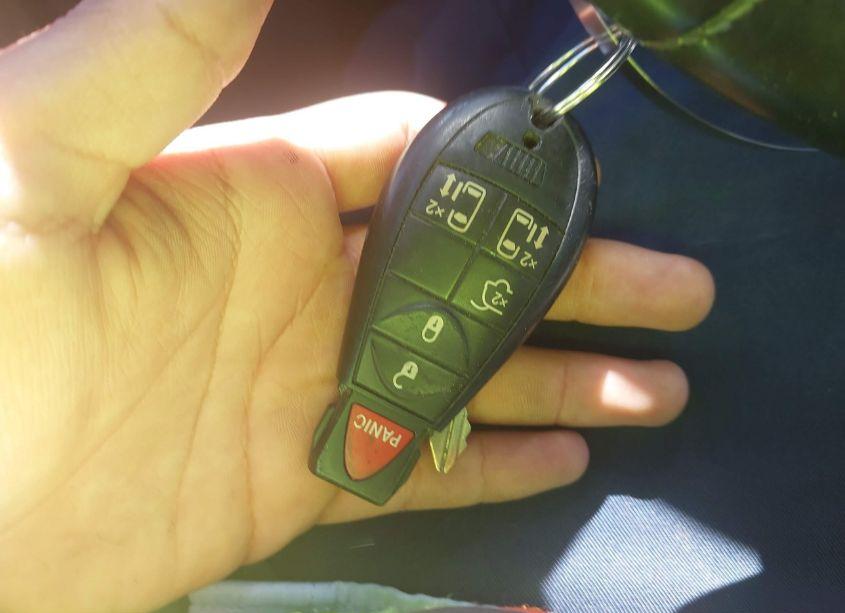 Photo 11 of 2013 Chrysler Town & COUNTRY TOURING (VIN 2C4RC1BG2DR648899)