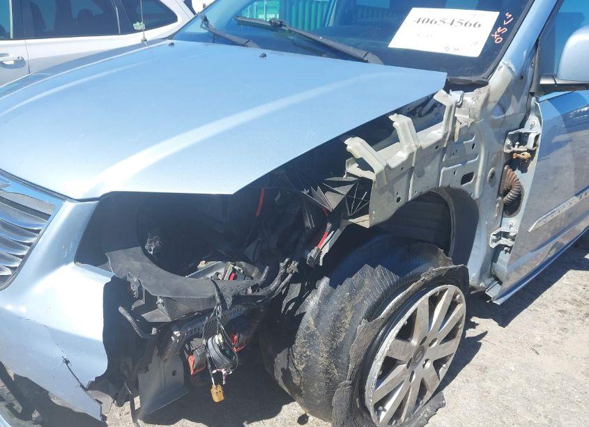 Photo 6 of 2013 Chrysler Town & COUNTRY TOURING (VIN 2C4RC1BG2DR648899)