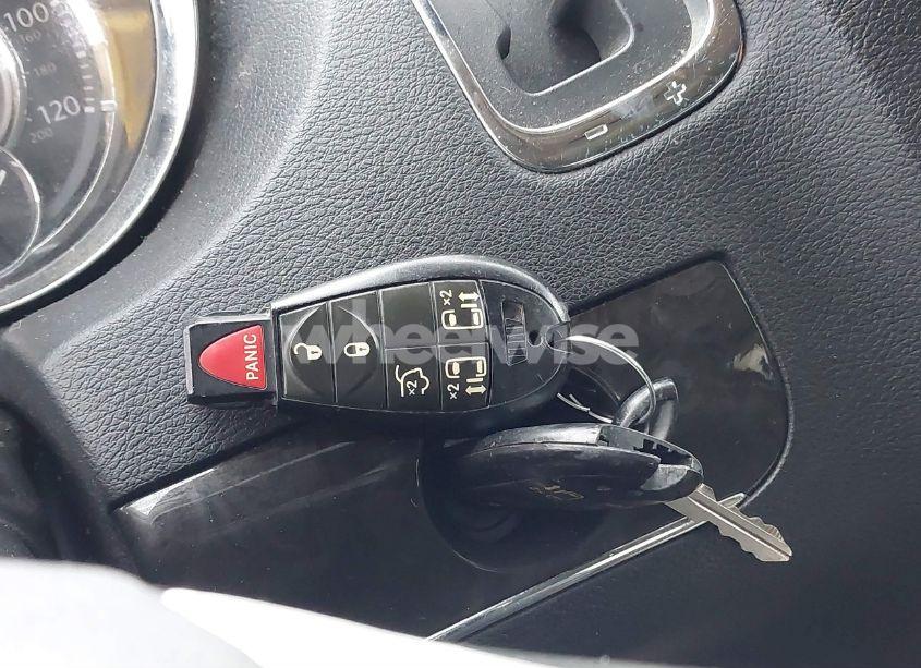 Photo 11 of 2013 Chrysler Town & COUNTRY TOURING (VIN 2C4RC1BG2DR663211)