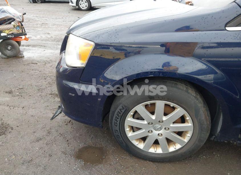 Photo 13 of 2013 Chrysler Town & COUNTRY TOURING (VIN 2C4RC1BG2DR663211)