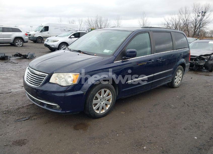 Photo 2 of 2013 Chrysler Town & COUNTRY TOURING (VIN 2C4RC1BG2DR663211)
